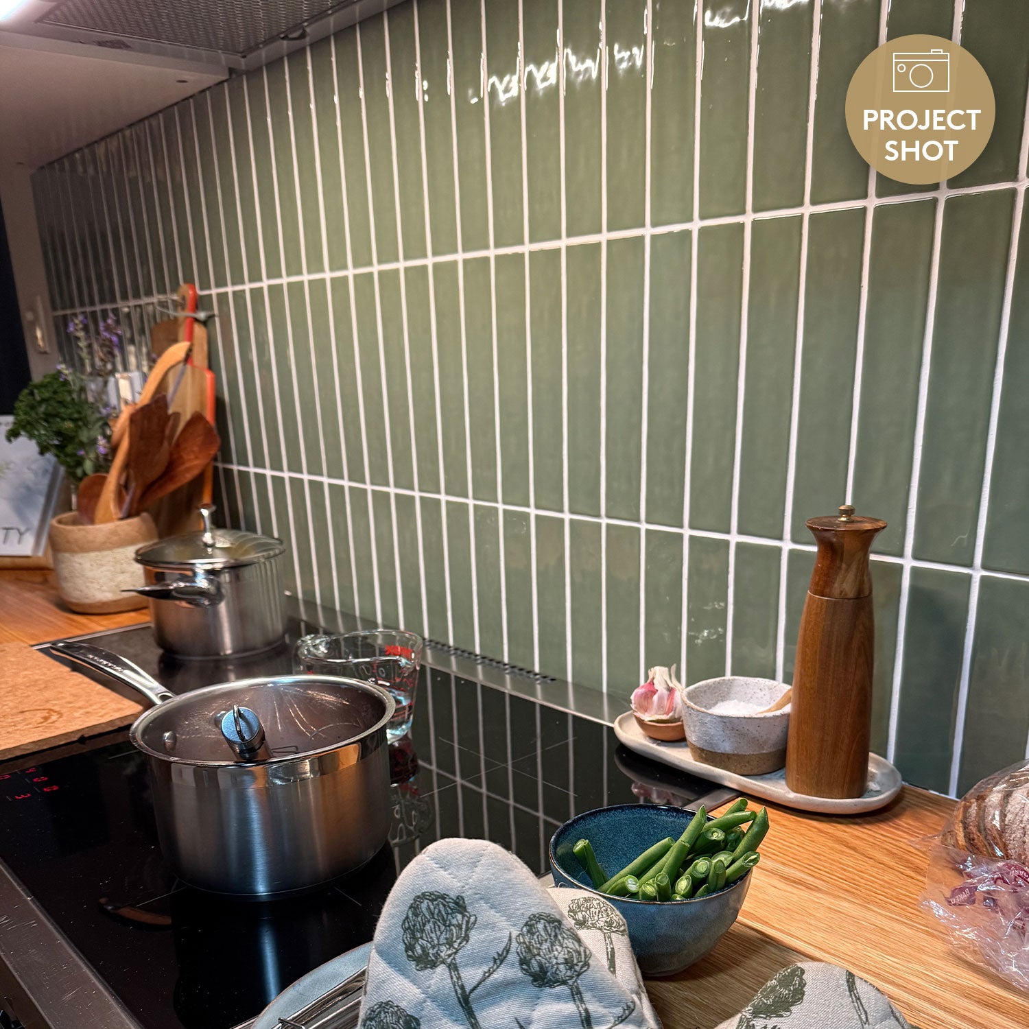 Sienna Jade Green 50x250 Gloss Subway Tile