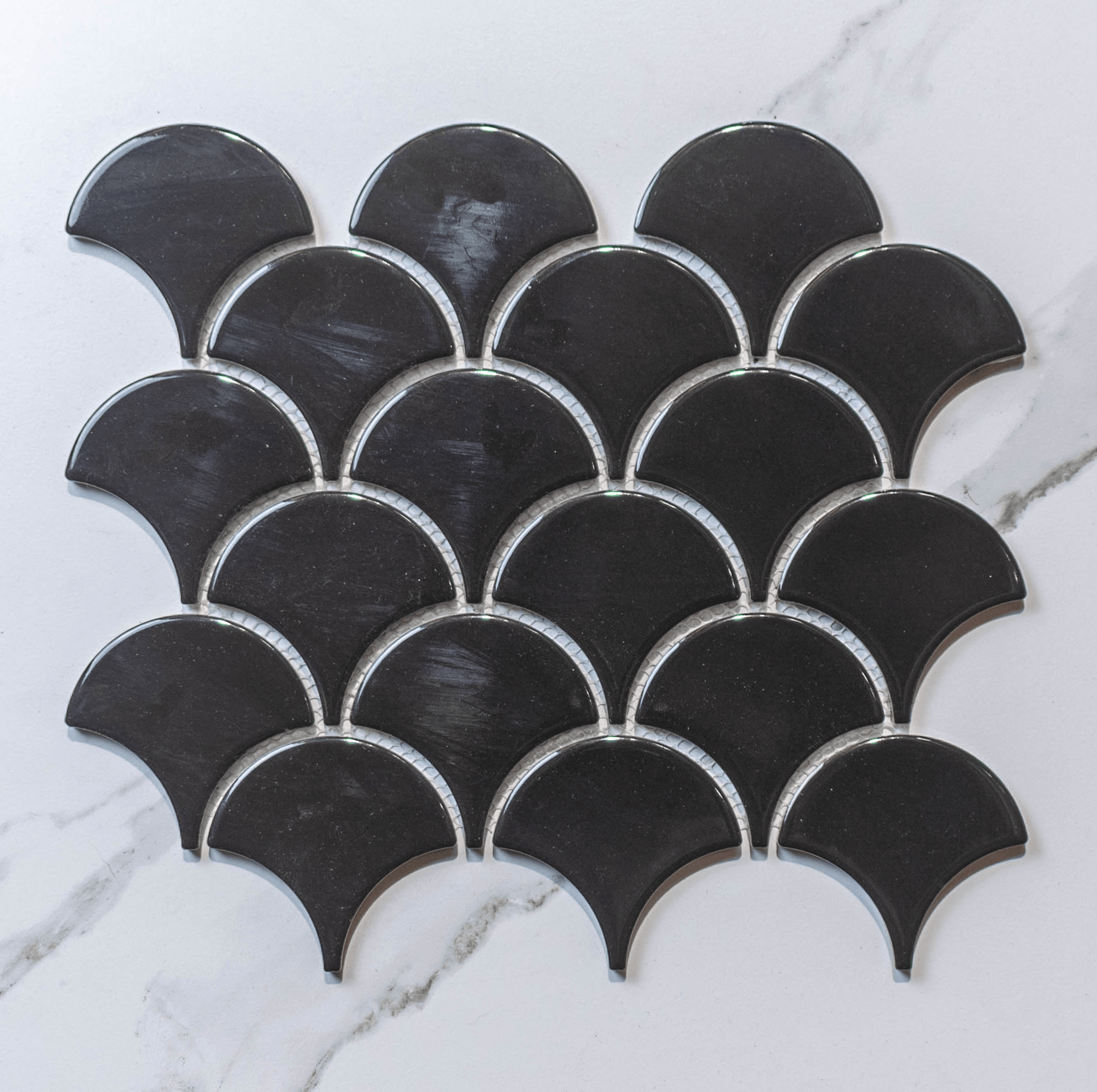Crystal Black 74.5x70 Gloss Fish Scale Tile - Tile Lane